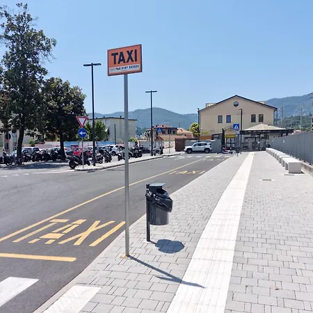 Homeloly - 230 Dalla Stazione Di Migliarina Perfetta Per Le 5 Terre La Spezia